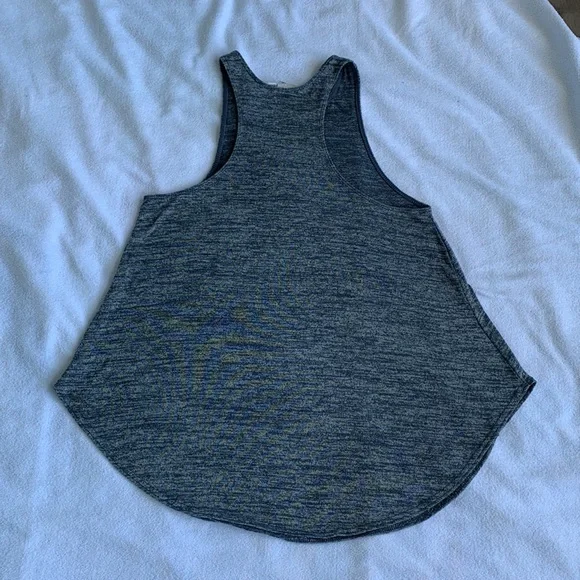Wilfred Free Racerback Light Grey Tank - Picture 8 of 11